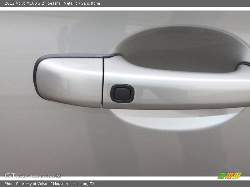Seashell Metallic / Sandstone 2013 Volvo XC60 3.2
