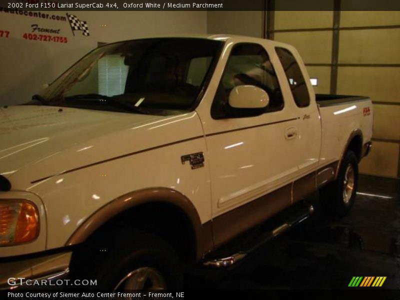 Oxford White / Medium Parchment 2002 Ford F150 Lariat SuperCab 4x4