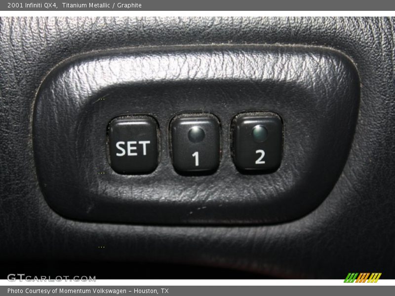 Titanium Metallic / Graphite 2001 Infiniti QX4