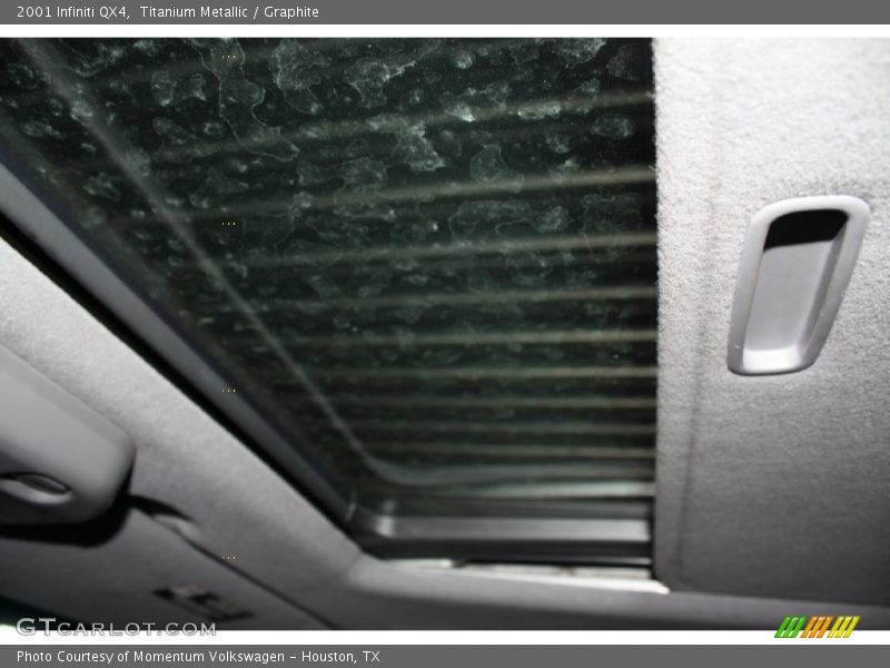 Titanium Metallic / Graphite 2001 Infiniti QX4