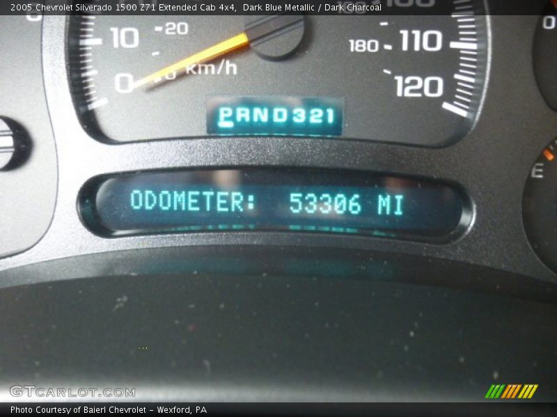 Dark Blue Metallic / Dark Charcoal 2005 Chevrolet Silverado 1500 Z71 Extended Cab 4x4