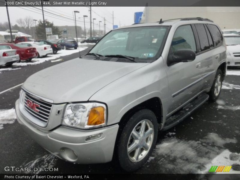 Front 3/4 View of 2008 Envoy SLT 4x4