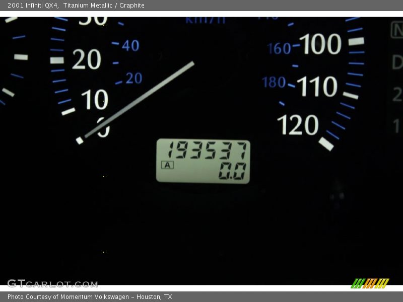 Titanium Metallic / Graphite 2001 Infiniti QX4