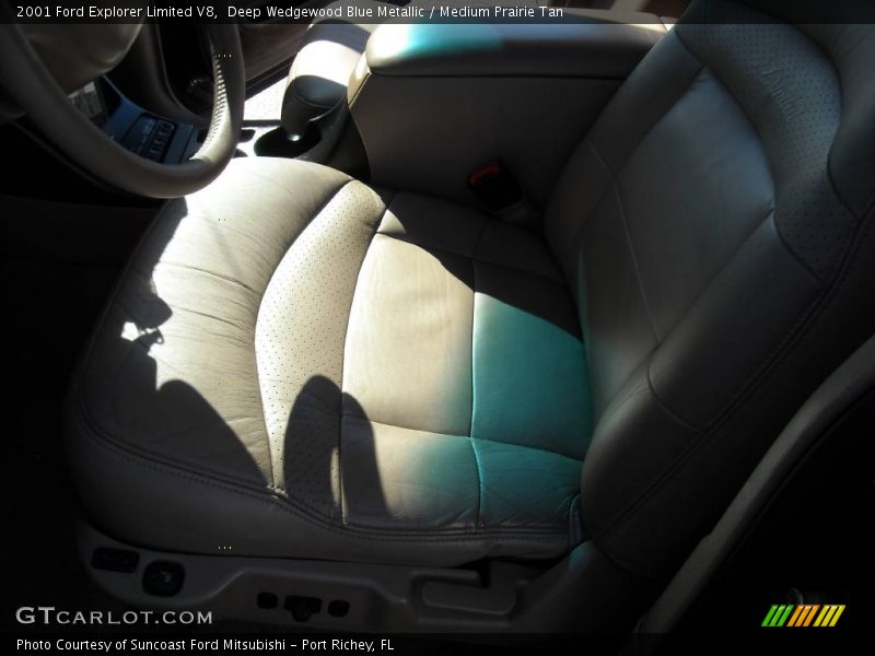 Deep Wedgewood Blue Metallic / Medium Prairie Tan 2001 Ford Explorer Limited V8