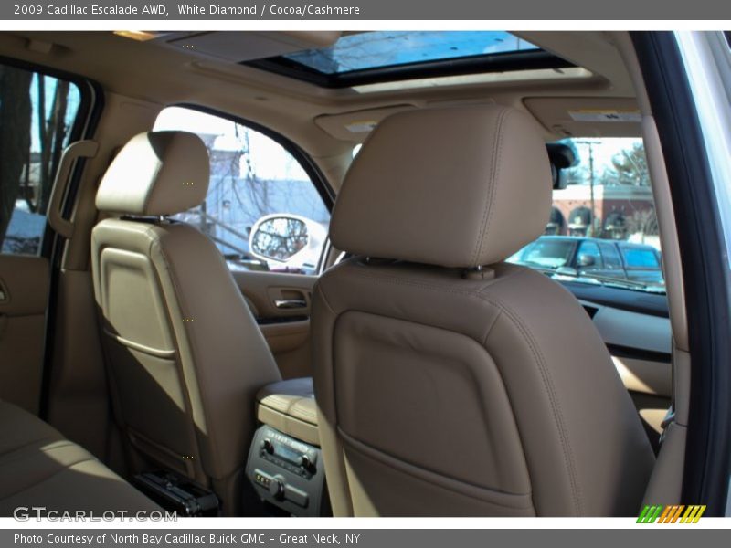 White Diamond / Cocoa/Cashmere 2009 Cadillac Escalade AWD