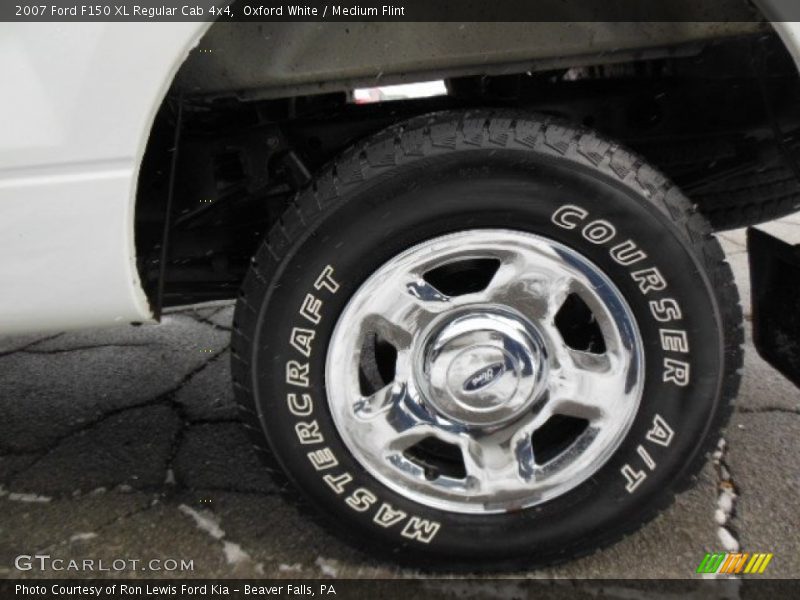 Oxford White / Medium Flint 2007 Ford F150 XL Regular Cab 4x4