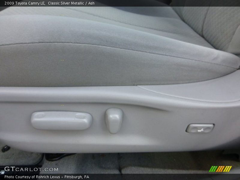 Classic Silver Metallic / Ash 2009 Toyota Camry LE