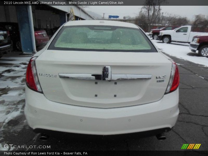 White Suede / Light Camel/Olive Ash 2010 Lincoln MKS AWD Ultimate Package