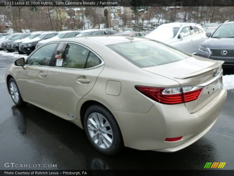 Satin Cashmere Metallic / Parchment 2013 Lexus ES 300h Hybrid