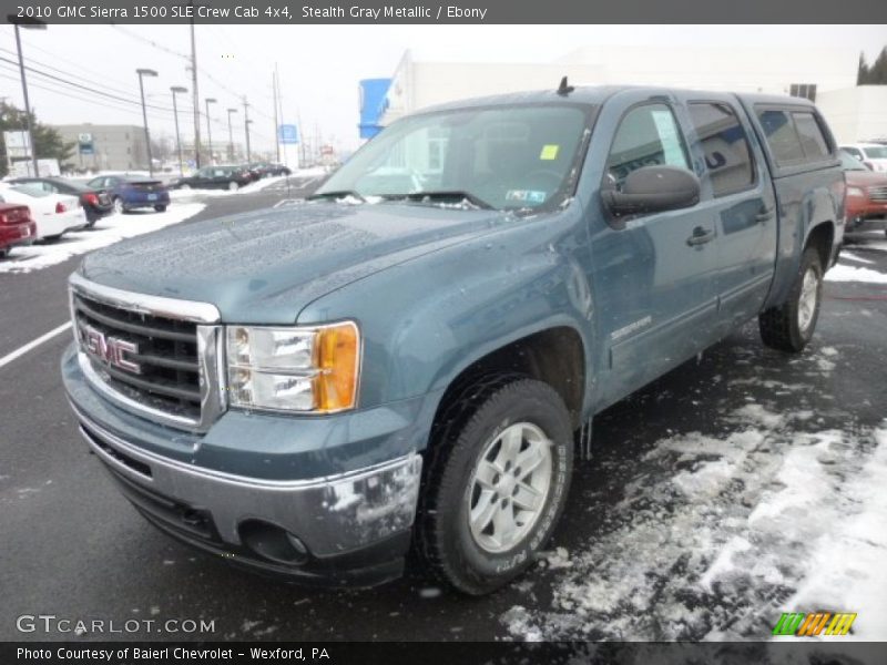 Front 3/4 View of 2010 Sierra 1500 SLE Crew Cab 4x4