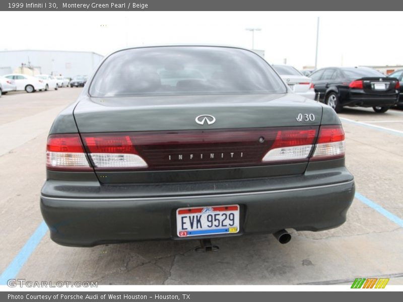 Monterey Green Pearl / Beige 1999 Infiniti I 30
