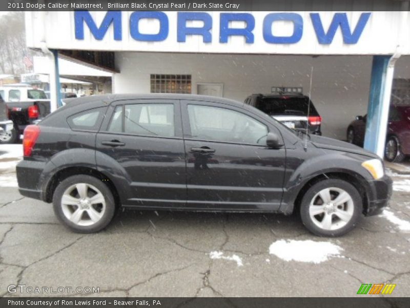 Brilliant Black Crystal Pearl / Dark Slate Gray 2011 Dodge Caliber Mainstreet