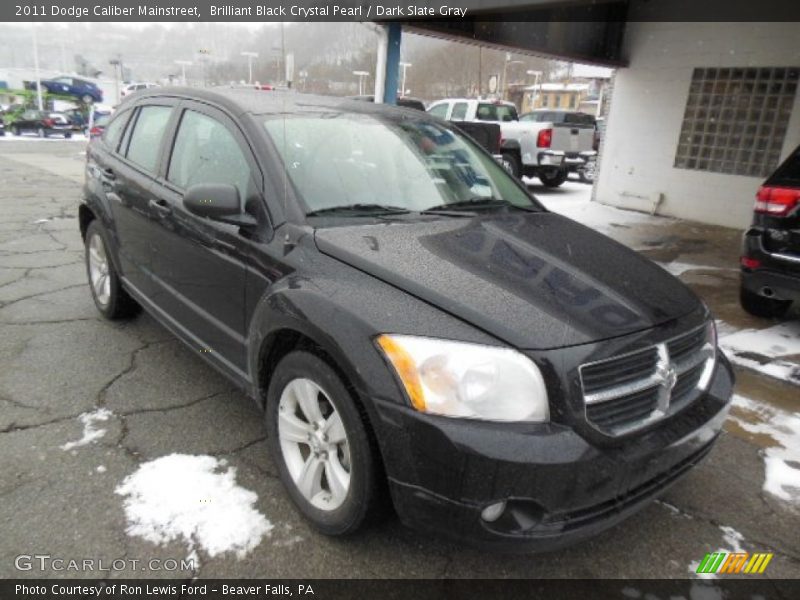 Brilliant Black Crystal Pearl / Dark Slate Gray 2011 Dodge Caliber Mainstreet