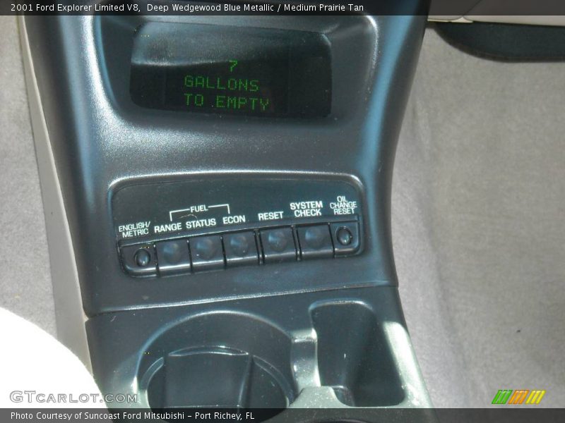 Deep Wedgewood Blue Metallic / Medium Prairie Tan 2001 Ford Explorer Limited V8