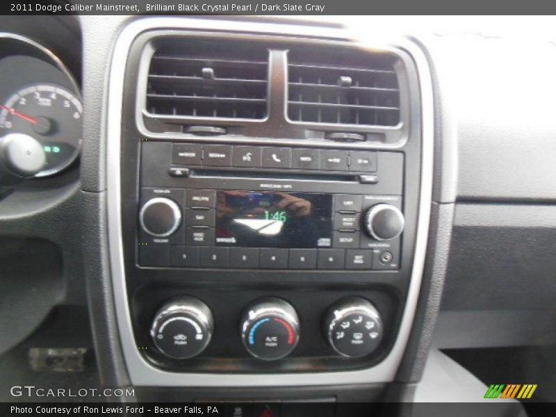 Brilliant Black Crystal Pearl / Dark Slate Gray 2011 Dodge Caliber Mainstreet