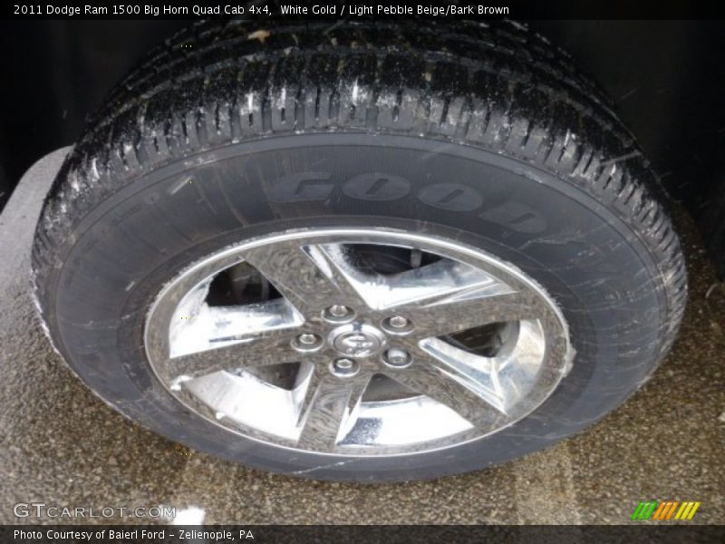 White Gold / Light Pebble Beige/Bark Brown 2011 Dodge Ram 1500 Big Horn Quad Cab 4x4
