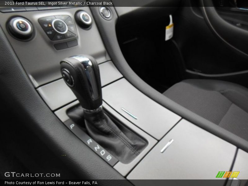 Ingot Silver Metallic / Charcoal Black 2013 Ford Taurus SEL