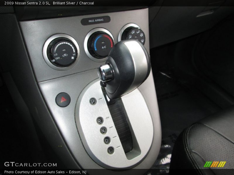 Brilliant Silver / Charcoal 2009 Nissan Sentra 2.0 SL