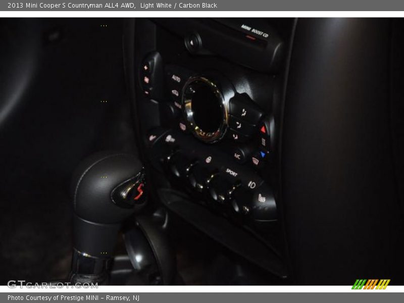 Light White / Carbon Black 2013 Mini Cooper S Countryman ALL4 AWD