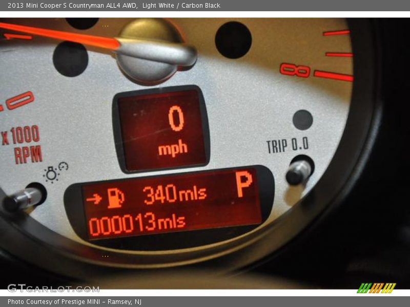 Light White / Carbon Black 2013 Mini Cooper S Countryman ALL4 AWD