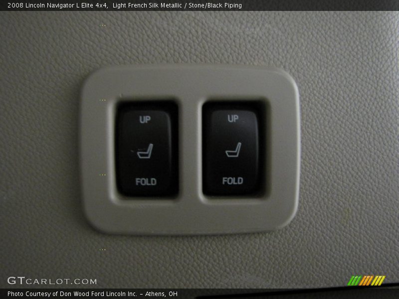 Light French Silk Metallic / Stone/Black Piping 2008 Lincoln Navigator L Elite 4x4