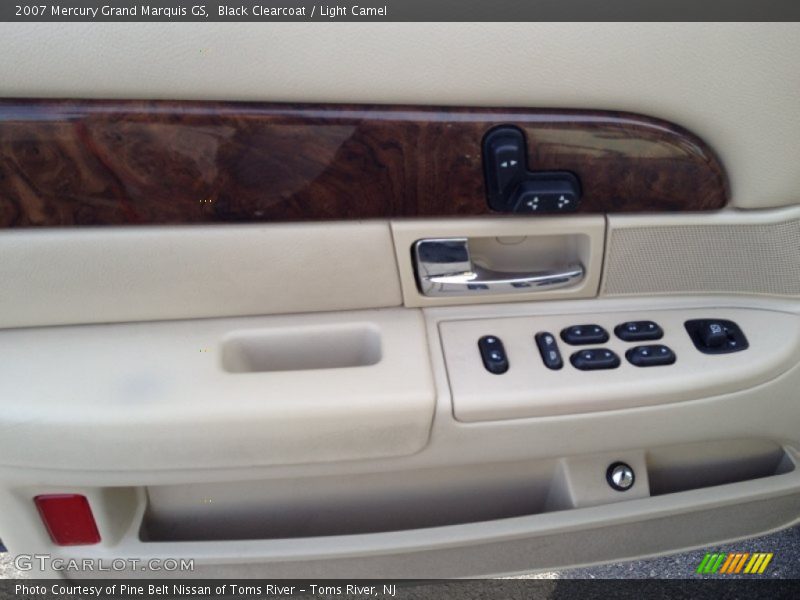 Black Clearcoat / Light Camel 2007 Mercury Grand Marquis GS