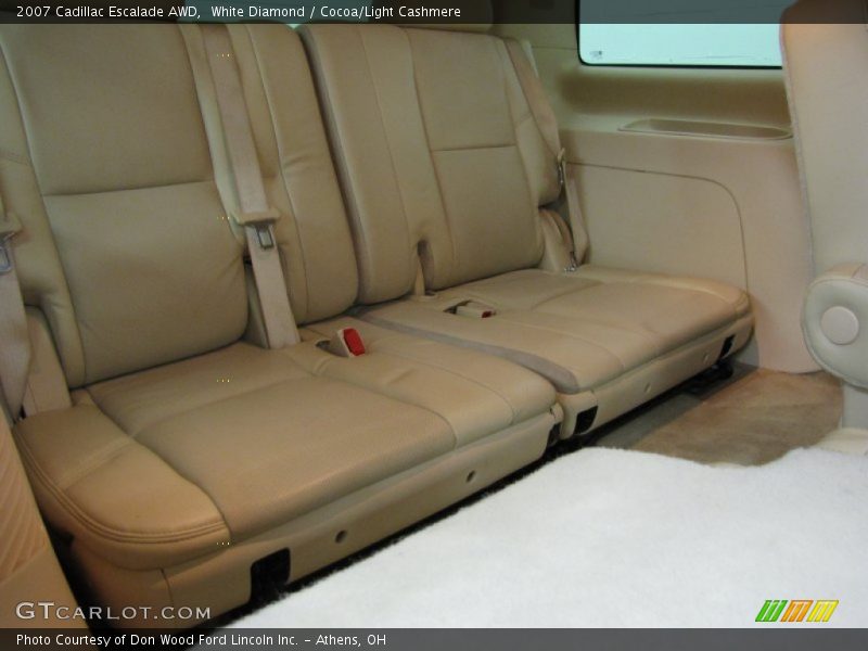 White Diamond / Cocoa/Light Cashmere 2007 Cadillac Escalade AWD