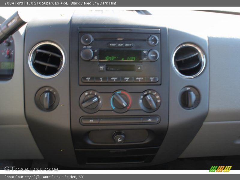 Black / Medium/Dark Flint 2004 Ford F150 STX SuperCab 4x4