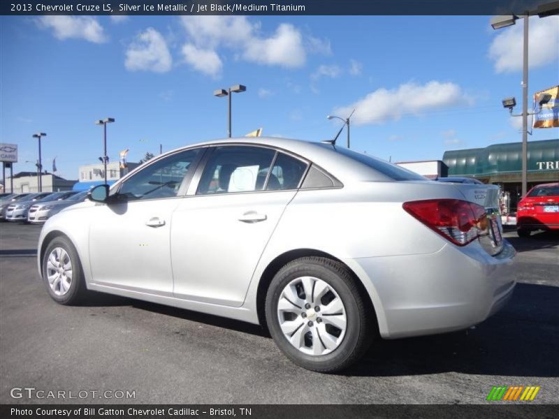 Silver Ice Metallic / Jet Black/Medium Titanium 2013 Chevrolet Cruze LS