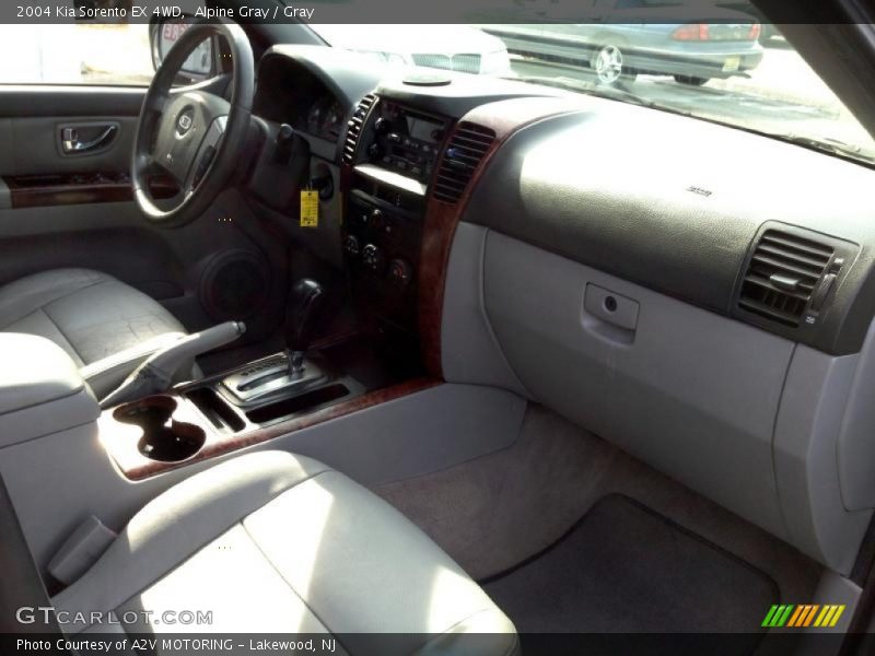 Alpine Gray / Gray 2004 Kia Sorento EX 4WD