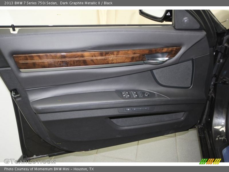 Door Panel of 2013 7 Series 750i Sedan
