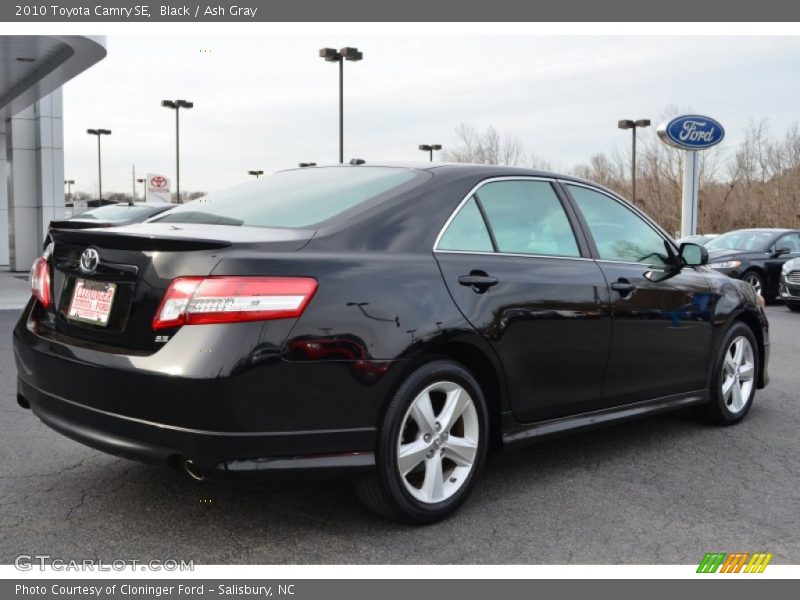 Black / Ash Gray 2010 Toyota Camry SE