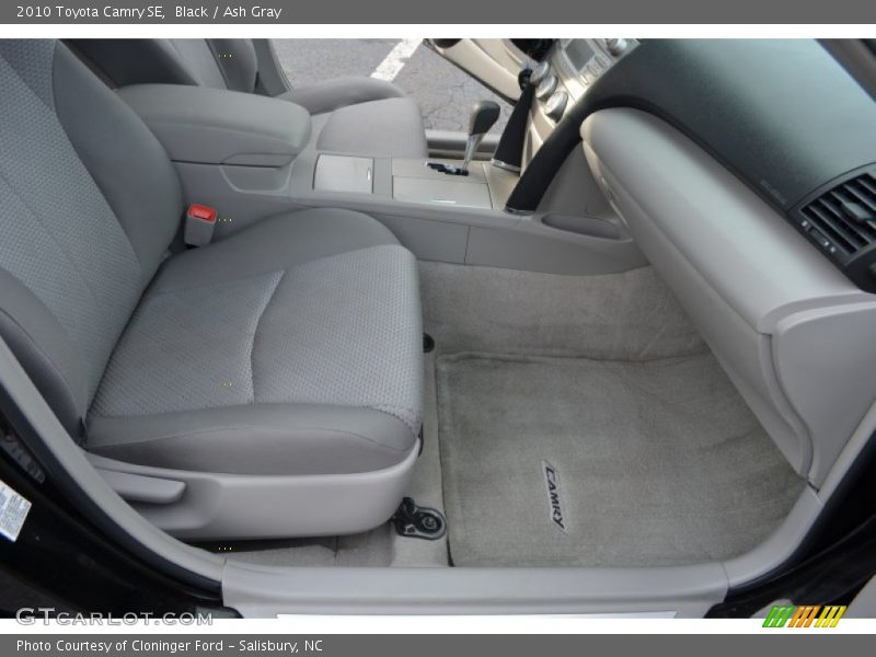 Black / Ash Gray 2010 Toyota Camry SE