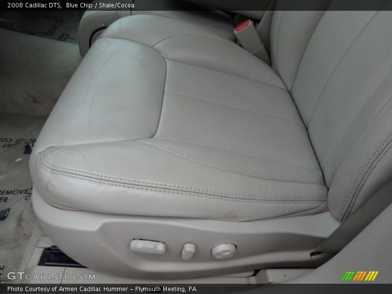 Blue Chip / Shale/Cocoa 2008 Cadillac DTS