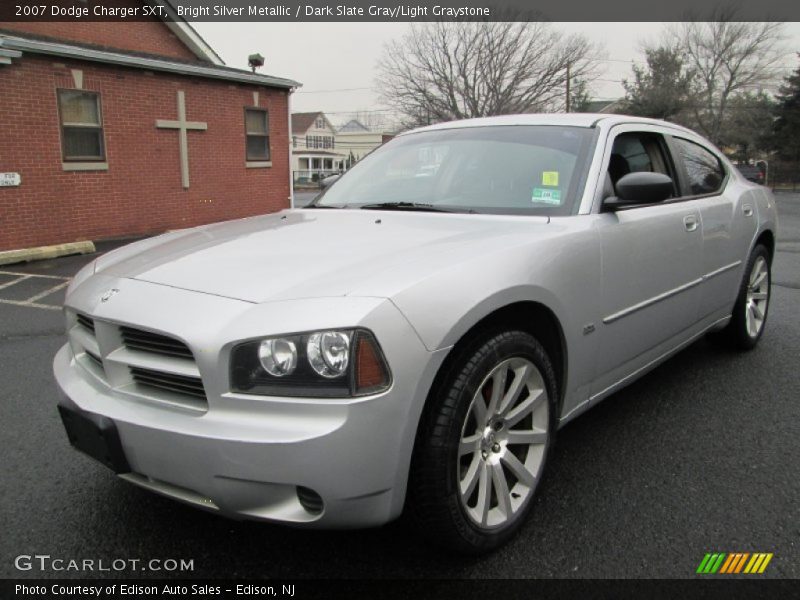 Front 3/4 View of 2007 Charger SXT