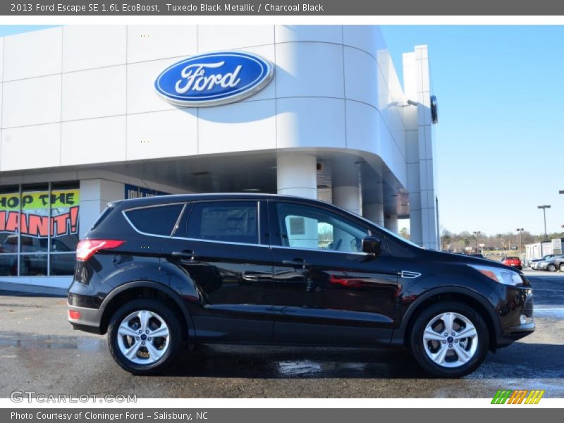 Tuxedo Black Metallic / Charcoal Black 2013 Ford Escape SE 1.6L EcoBoost