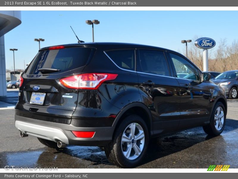 Tuxedo Black Metallic / Charcoal Black 2013 Ford Escape SE 1.6L EcoBoost