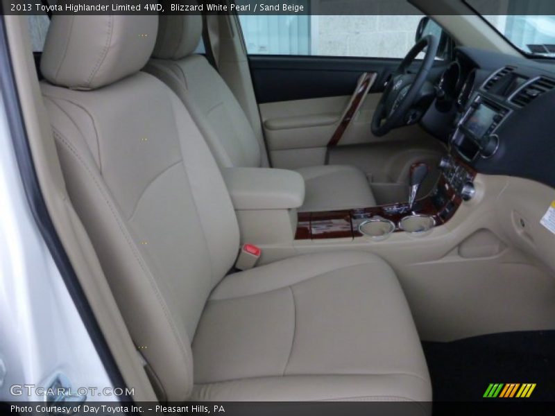Blizzard White Pearl / Sand Beige 2013 Toyota Highlander Limited 4WD