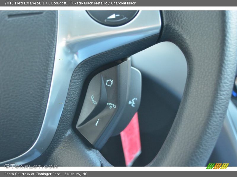 Tuxedo Black Metallic / Charcoal Black 2013 Ford Escape SE 1.6L EcoBoost