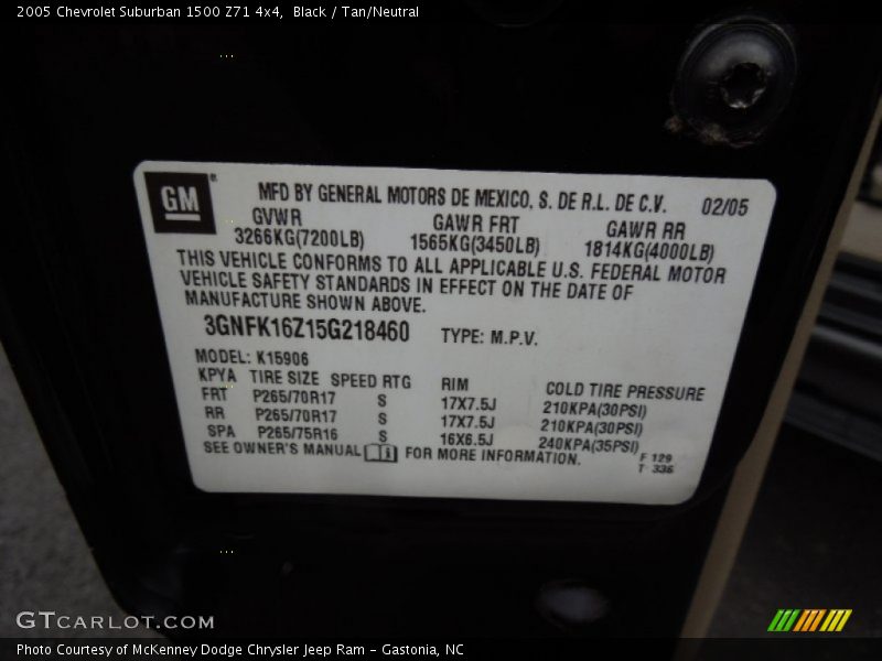 Black / Tan/Neutral 2005 Chevrolet Suburban 1500 Z71 4x4