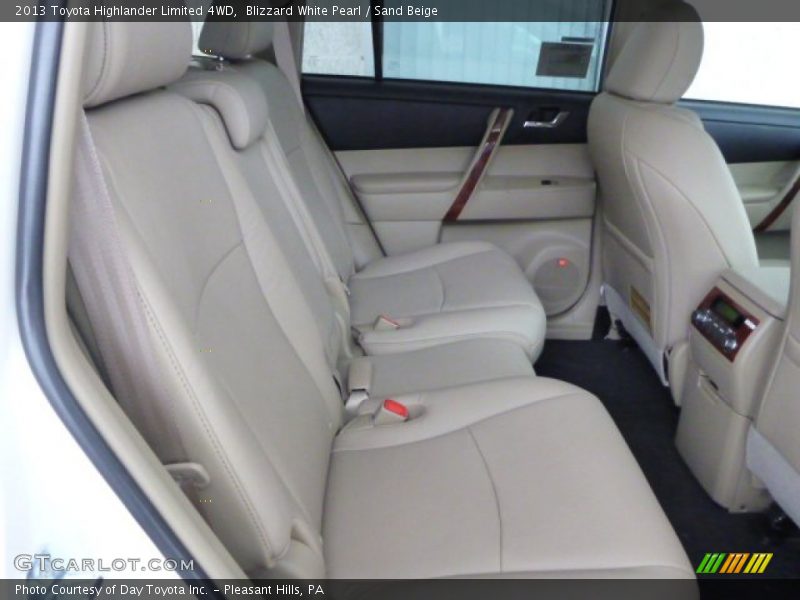 Blizzard White Pearl / Sand Beige 2013 Toyota Highlander Limited 4WD