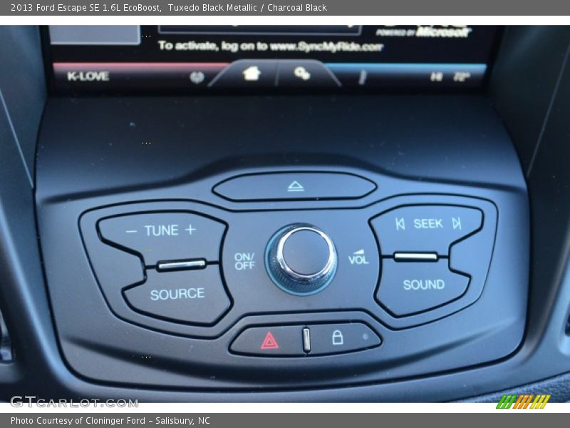 Tuxedo Black Metallic / Charcoal Black 2013 Ford Escape SE 1.6L EcoBoost