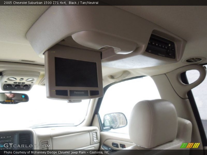 Black / Tan/Neutral 2005 Chevrolet Suburban 1500 Z71 4x4