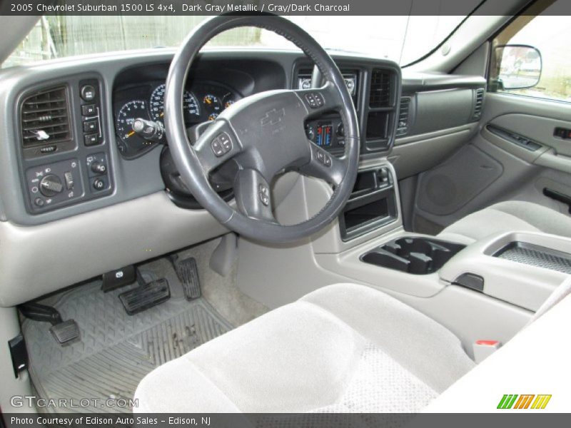 Gray/Dark Charcoal Interior - 2005 Suburban 1500 LS 4x4 