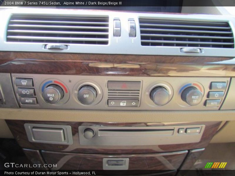 Controls of 2004 7 Series 745Li Sedan