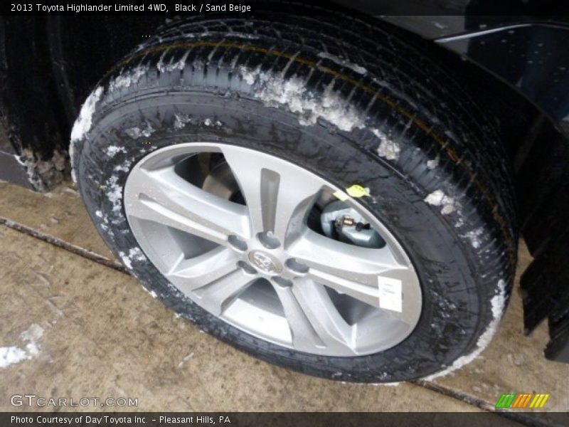 Black / Sand Beige 2013 Toyota Highlander Limited 4WD