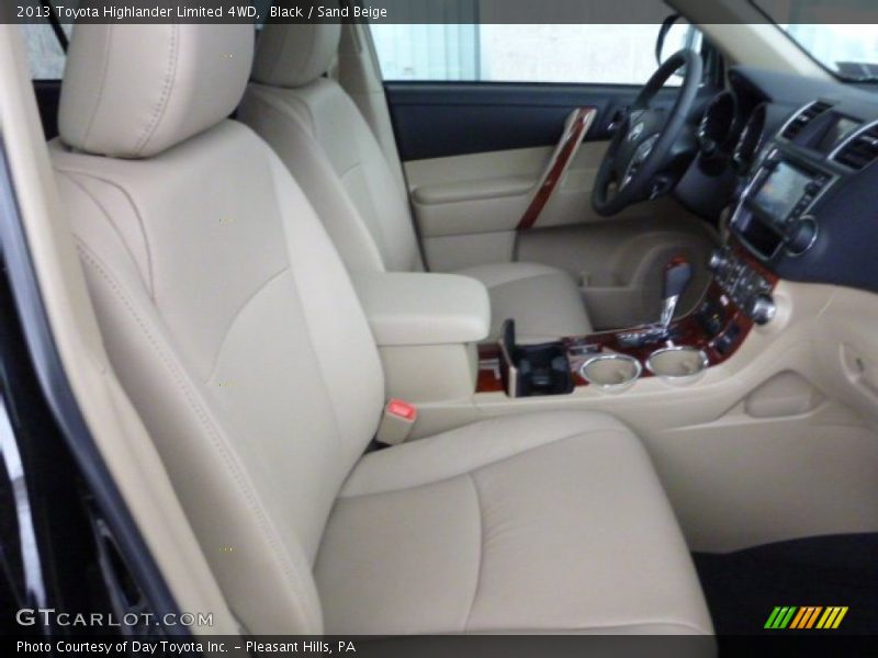 Black / Sand Beige 2013 Toyota Highlander Limited 4WD