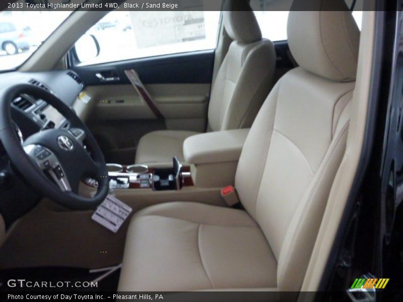 Black / Sand Beige 2013 Toyota Highlander Limited 4WD