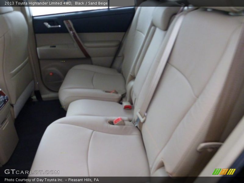 Black / Sand Beige 2013 Toyota Highlander Limited 4WD