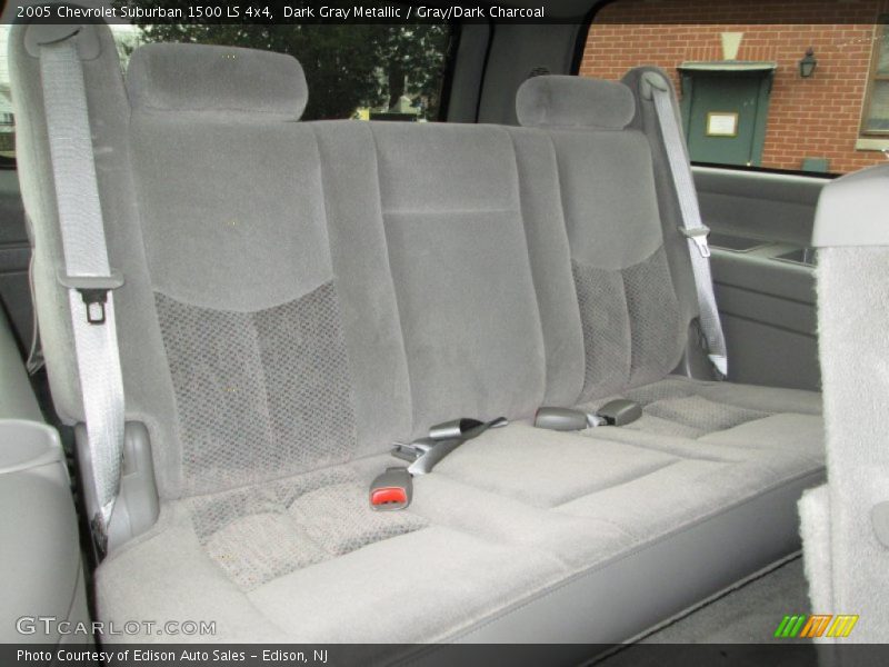 Dark Gray Metallic / Gray/Dark Charcoal 2005 Chevrolet Suburban 1500 LS 4x4